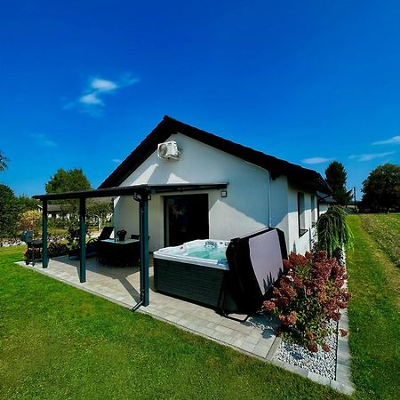 Domki Caloroczne Premium Zator Energylandia Bagian luar foto
