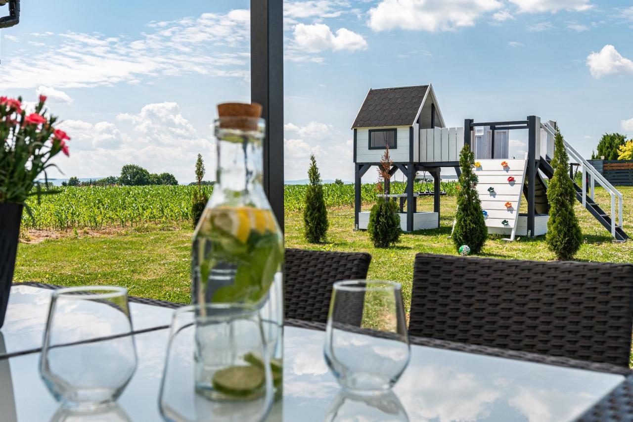 Domki Caloroczne Premium Zator Energylandia Bagian luar foto